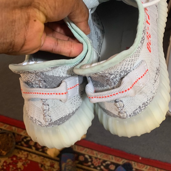 Yeezy 350 Boost Blue Tint - Picture 2 of 5